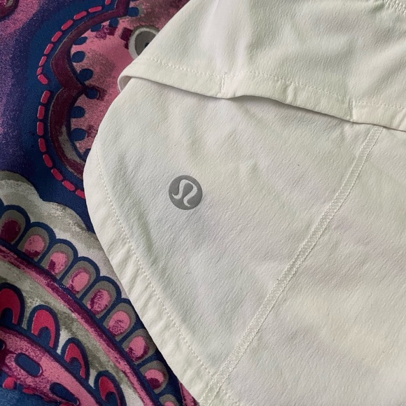 Lululemon Speed Up Short 2.5” - Picture 6 of 8